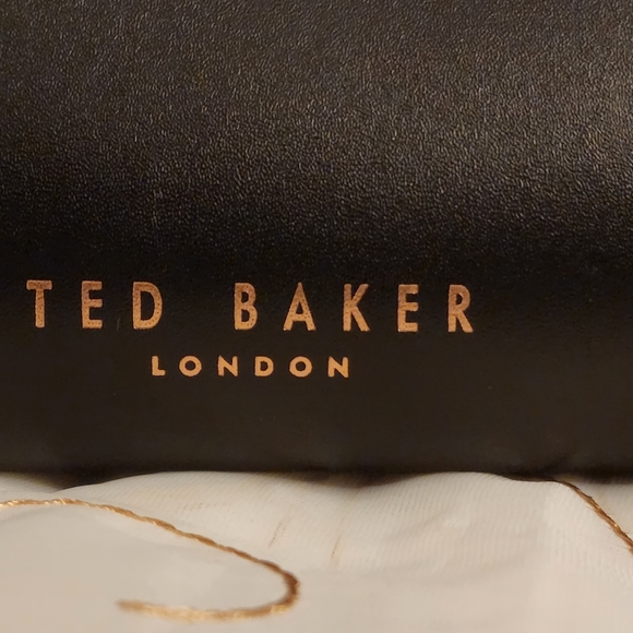 Ted BakerWomens Black Hollie Loop Bow Leather Tote Bag and wallet purse - Picture 4 of 11